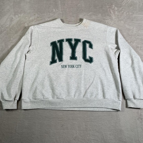 Hollister Other - Hollister Sweatshirt Mens Medium NYC New York City Chenille Applique Crewneck